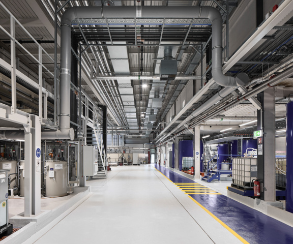 Siemens Energy Berlin — Conversion of a logistics hall into a new manufacturing facility for vacuum interrupters